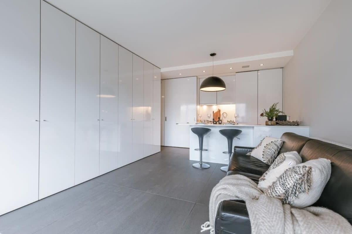 Modern Apartment In Centre Of Knokke Exterior photo