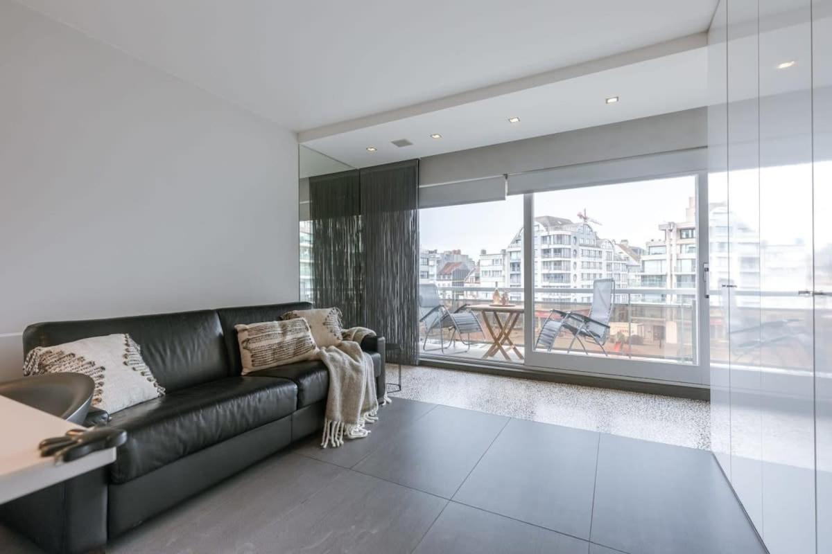 Modern Apartment In Centre Of Knokke Exterior photo